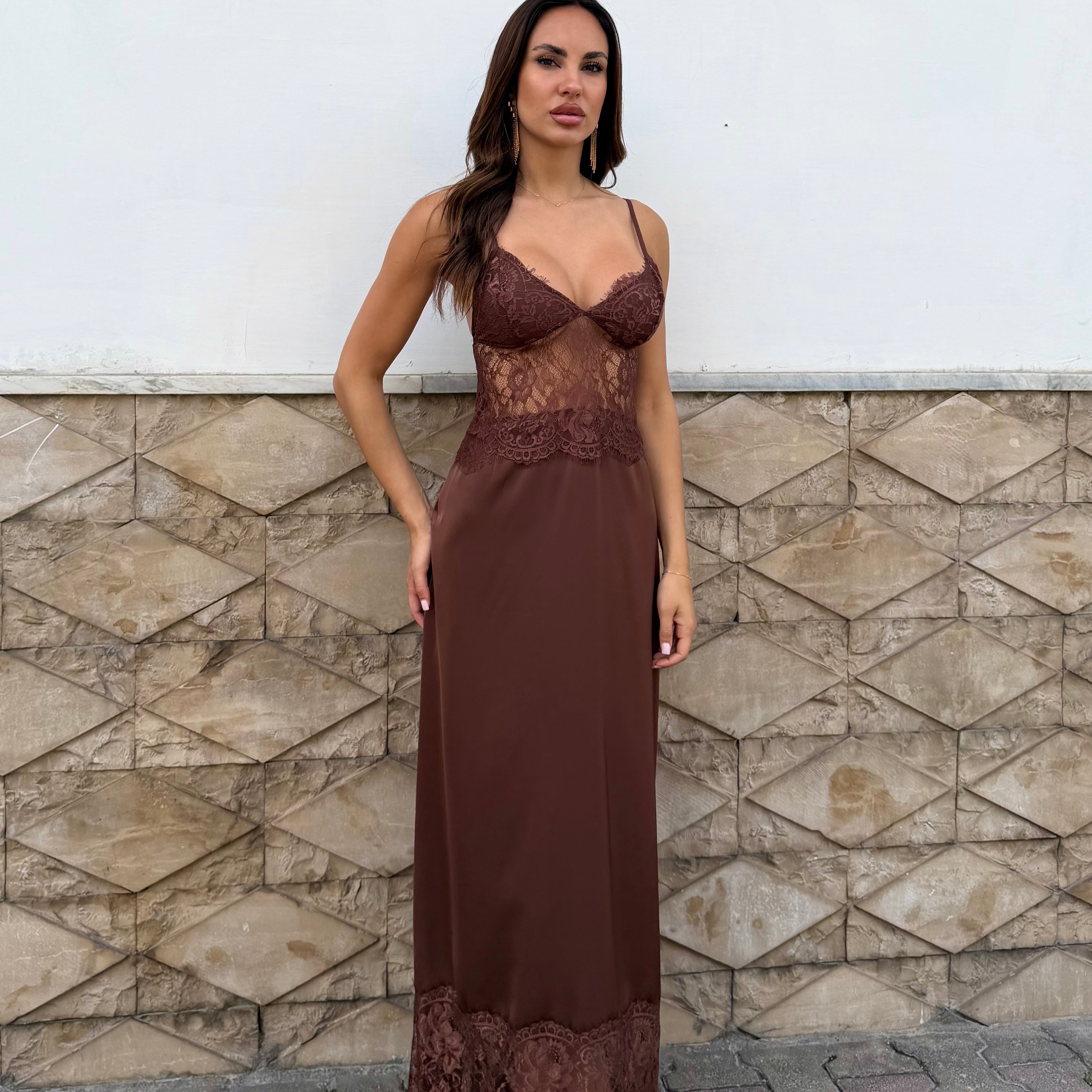 ABITO NORA