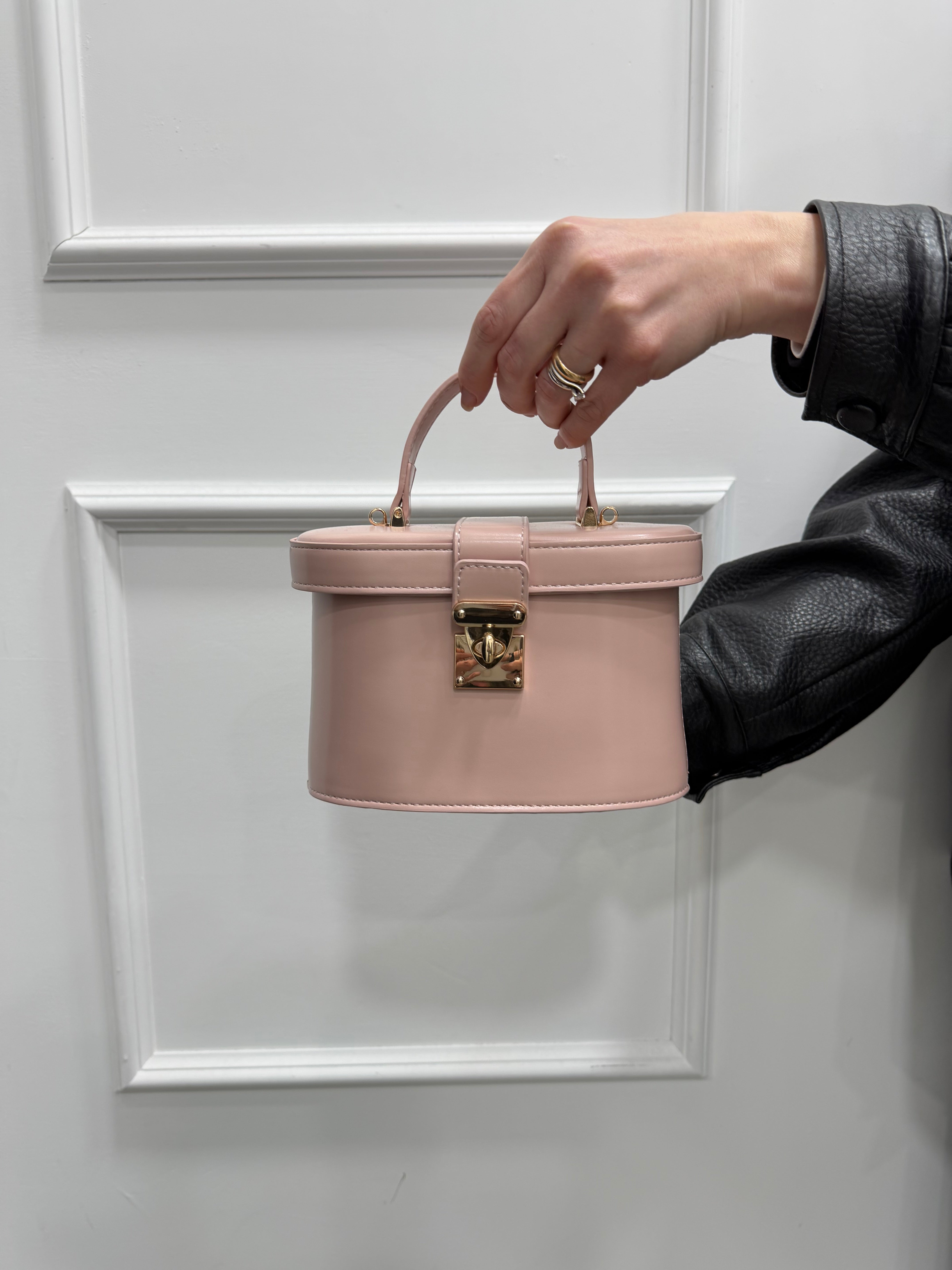 BORSA BAULETTO